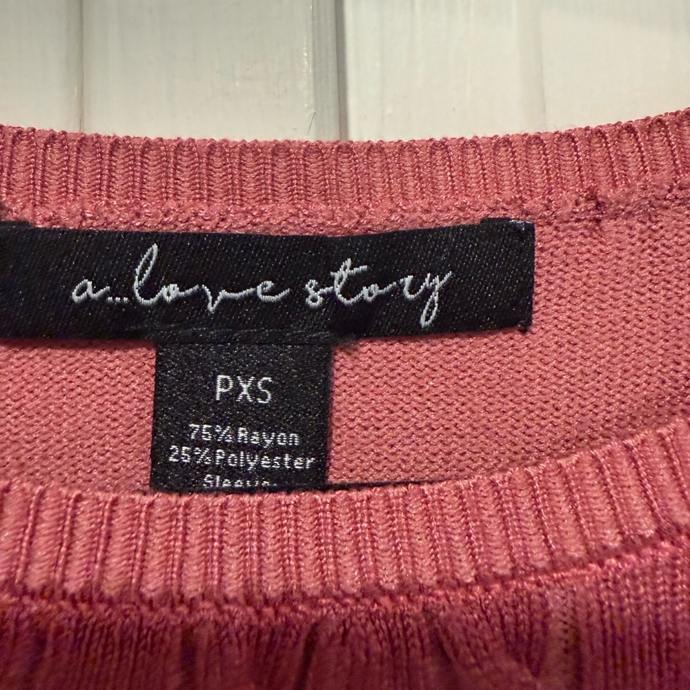 "A Love Story". Size xs petite - Picture 3 of 3